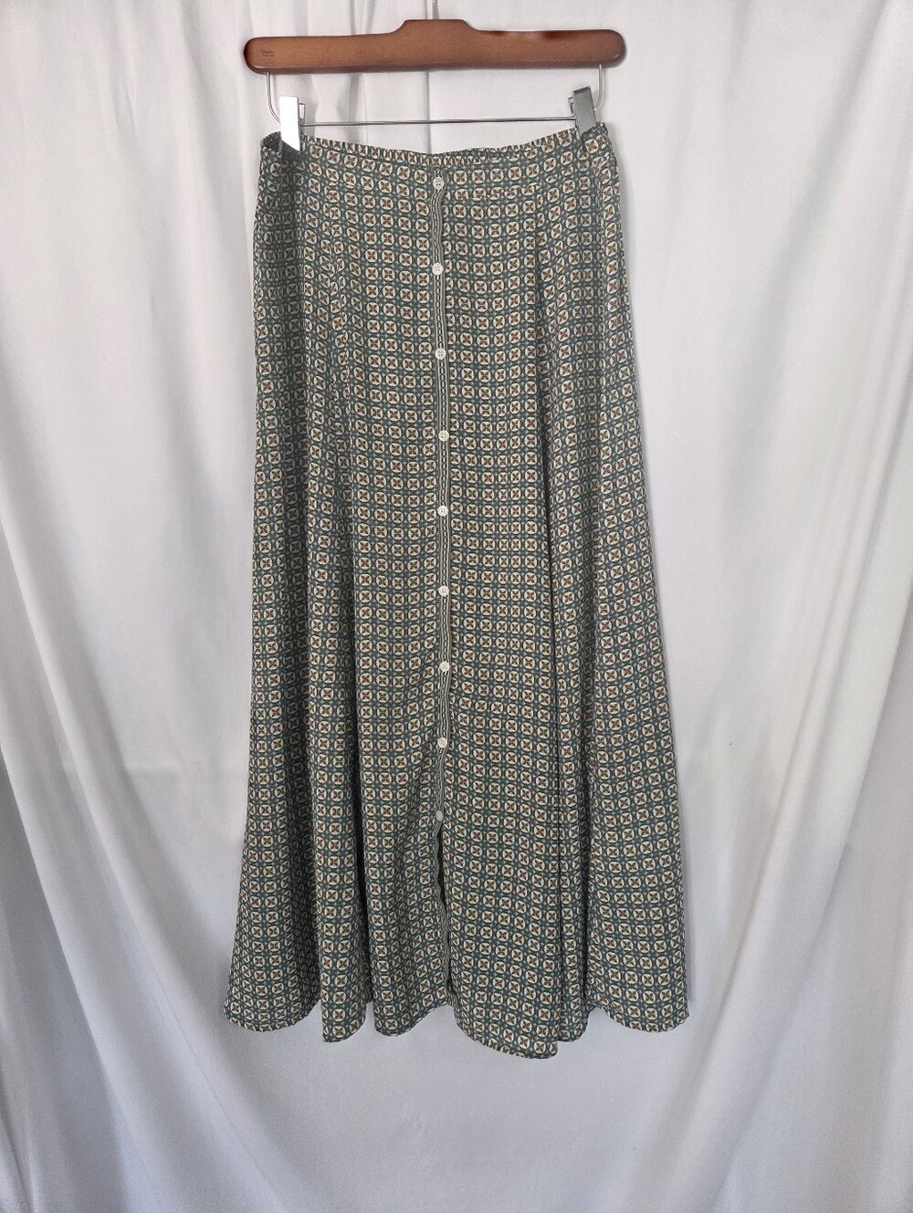 Max Studio Sage Green/ Cream Faux Button-Front Full Skirt Size S